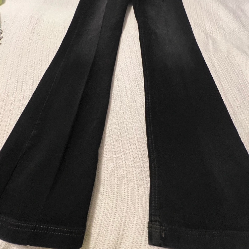 #3148. Cinch Lynden Black Bootcut Jeans. Size Junior 7 Extra Long